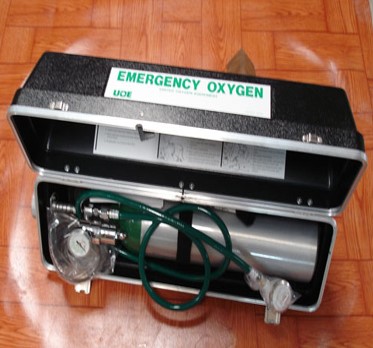 OXYGEN RESUSCITATOR